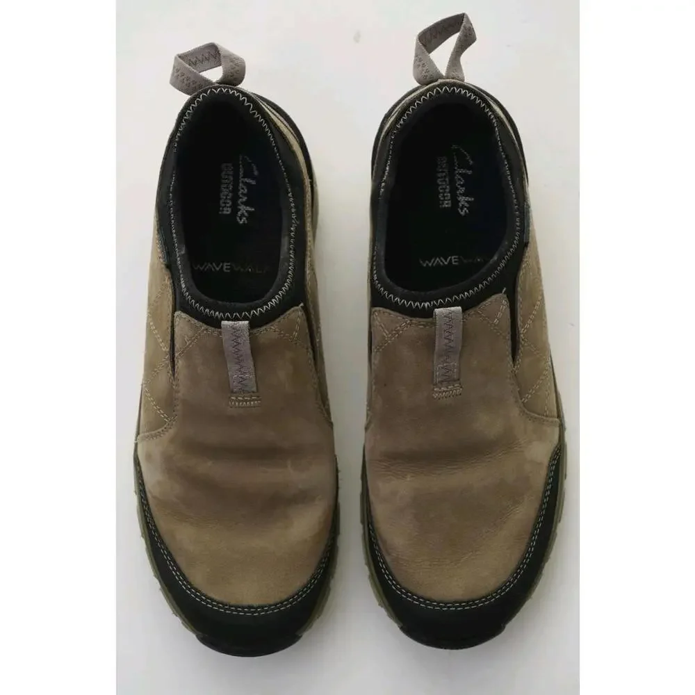 Clarks minor scuffing